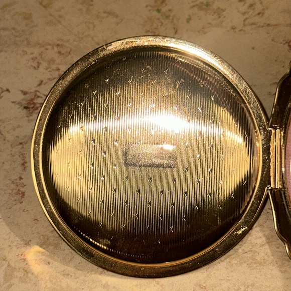 Stratton Wedgwood Compact Green Jasperware Cameo - Picture 4 of 8